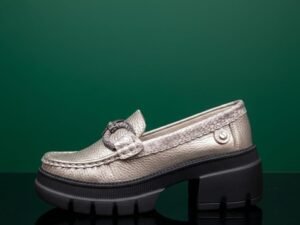 Mocasín Kata Color Plomo